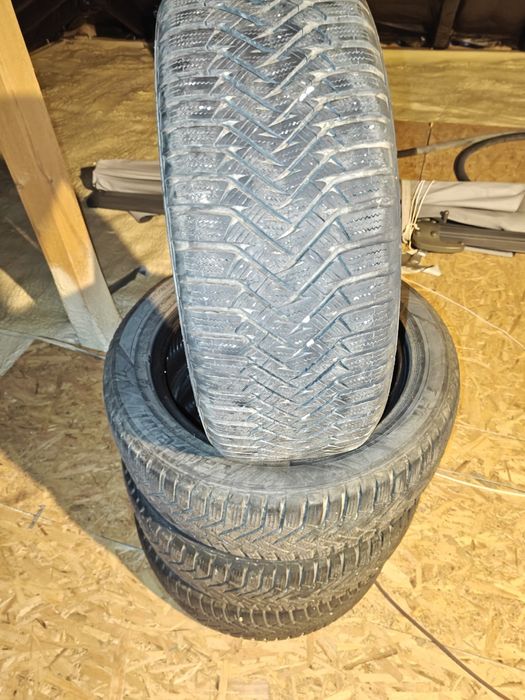 Vand 4 anvelope Laufenn 215/55R17 98V
