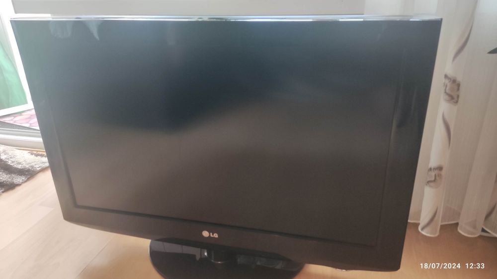 Телевизор Lg 32инча Lsd