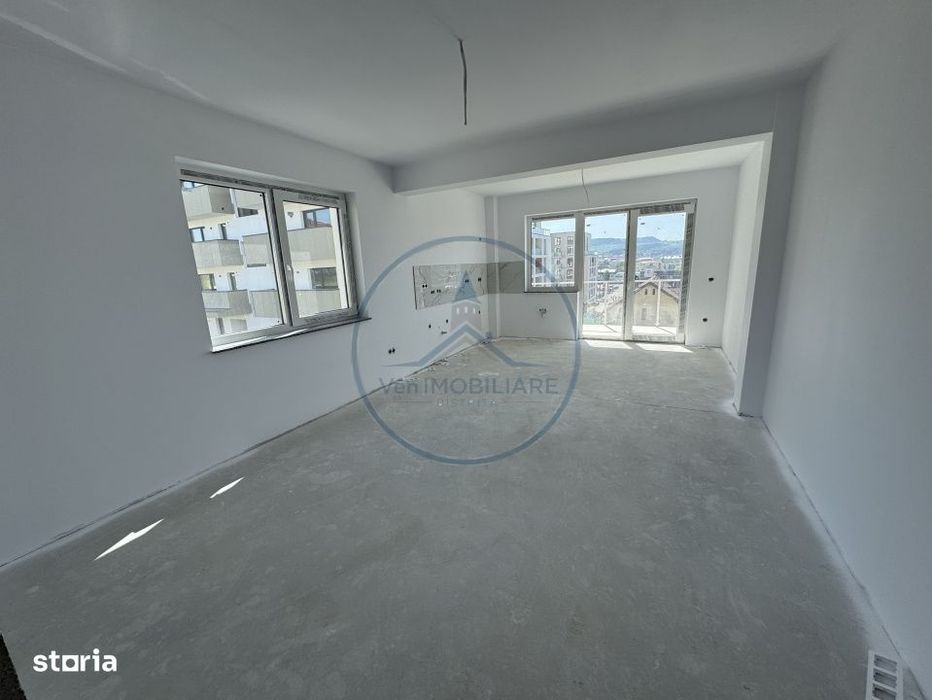 Apartament 3 camere / 2 bai / etaj 2 / parcare + boxa / ZONA CETATII