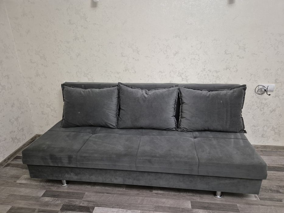 Продам диван тахта