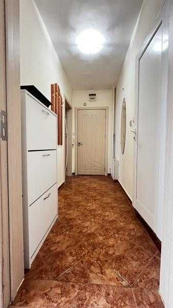 Дава се под наем Двустаен апартамент в Бургас, Славейков - 60 кв.м за 408 € - Снимка #4