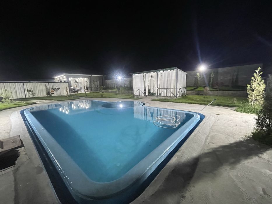 Ohalik Oqbuyro dacha sotiladi