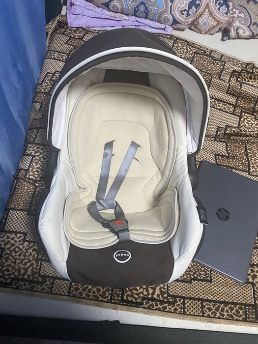 Продам коляску Tutis