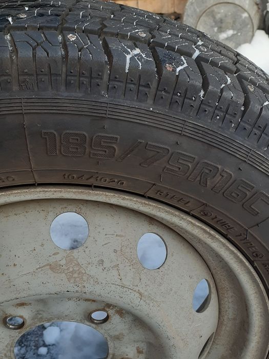 Зимний резина на ниву