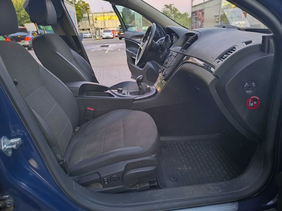 Opel Insignia Sports Tourer 2010