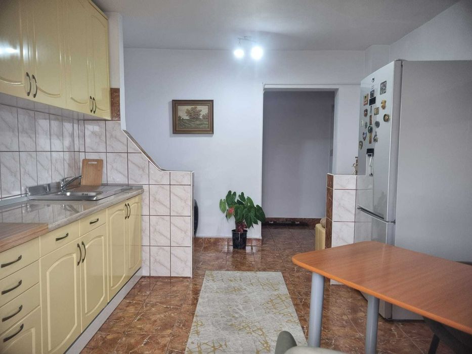 Apartament 2 camere decomandate, Zonă Ultracentrală