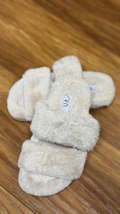 Сандали из искусственного меха