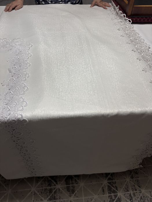 Продам скатерть размер 4 метра