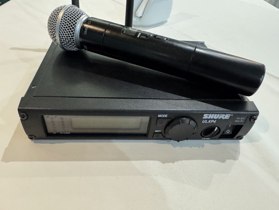 De vinzare shure ulx p 4 sm 58 si shure ulx p 4 de instrument