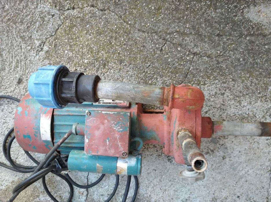 Водна помпа 1 цол с напор 27м.