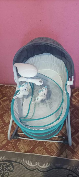 Продавам чисто нова кошара за новородено бебе без забележки