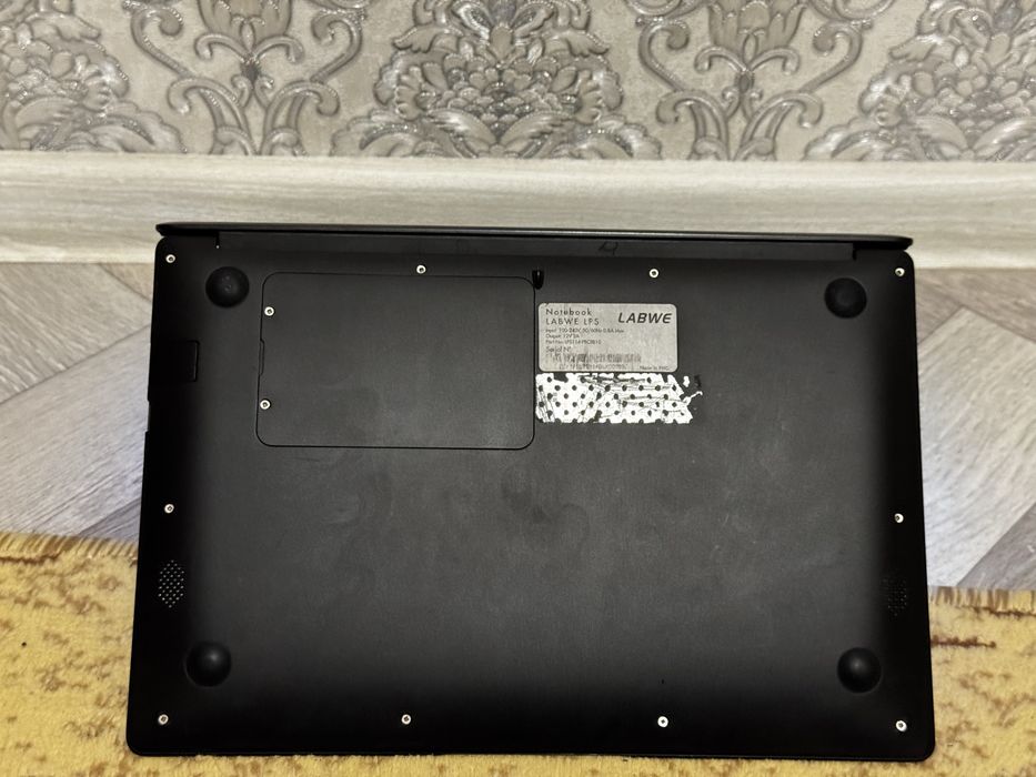 Продам ноутбук LABWE