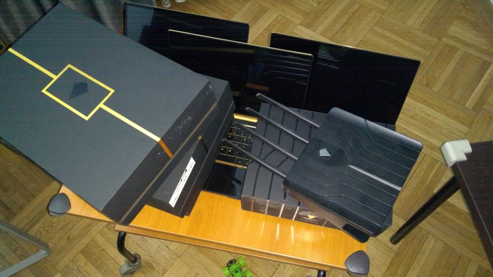 Pachet 3 Laptopuri Cryptodata + 1 Router Minter Guardian