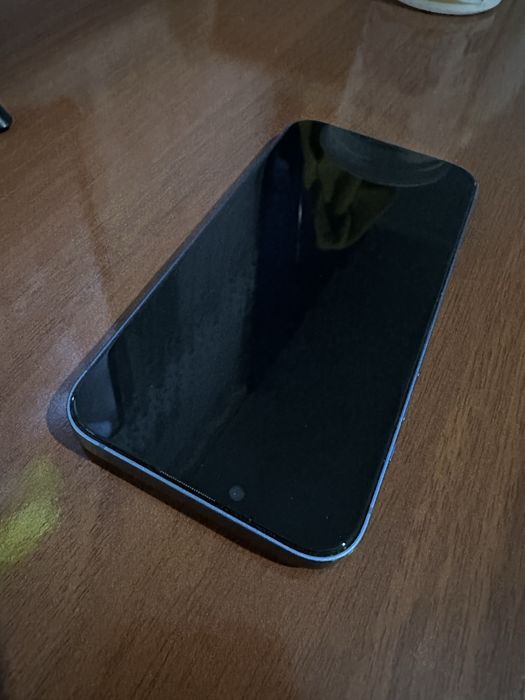 Продам Iphone 13 в идеальном состоянии