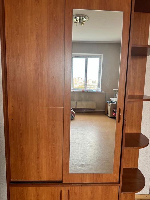 Продам Шкаф для вещей