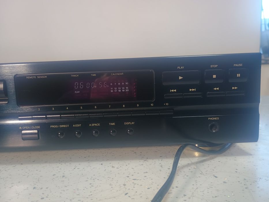 Cd player denon dcd 615