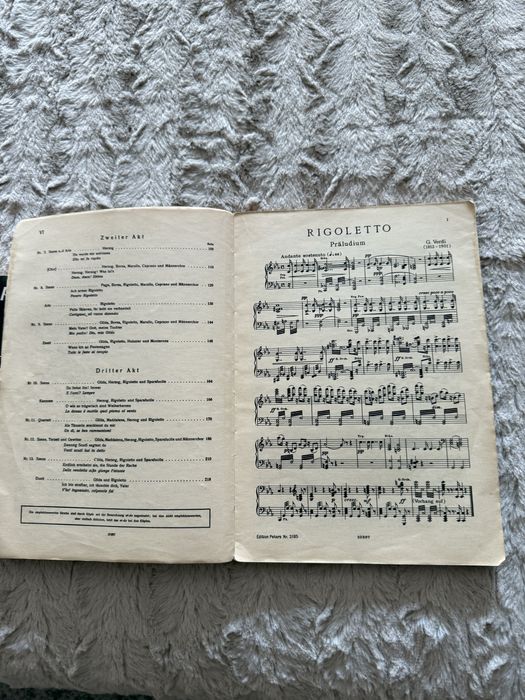 Кулинарни шедьоври,цена 18 лв.Школи-20 лв.за двете.