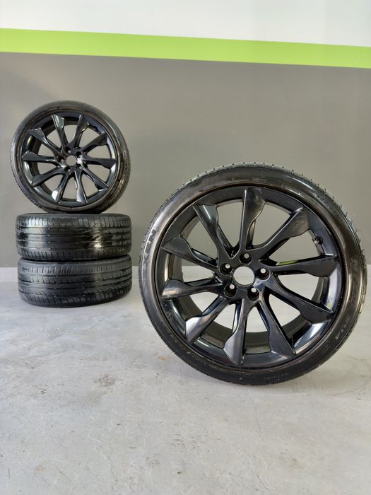 Jante Audi A5 S-Line - 235 / 55 / R19 - Originale 8T0601025BR