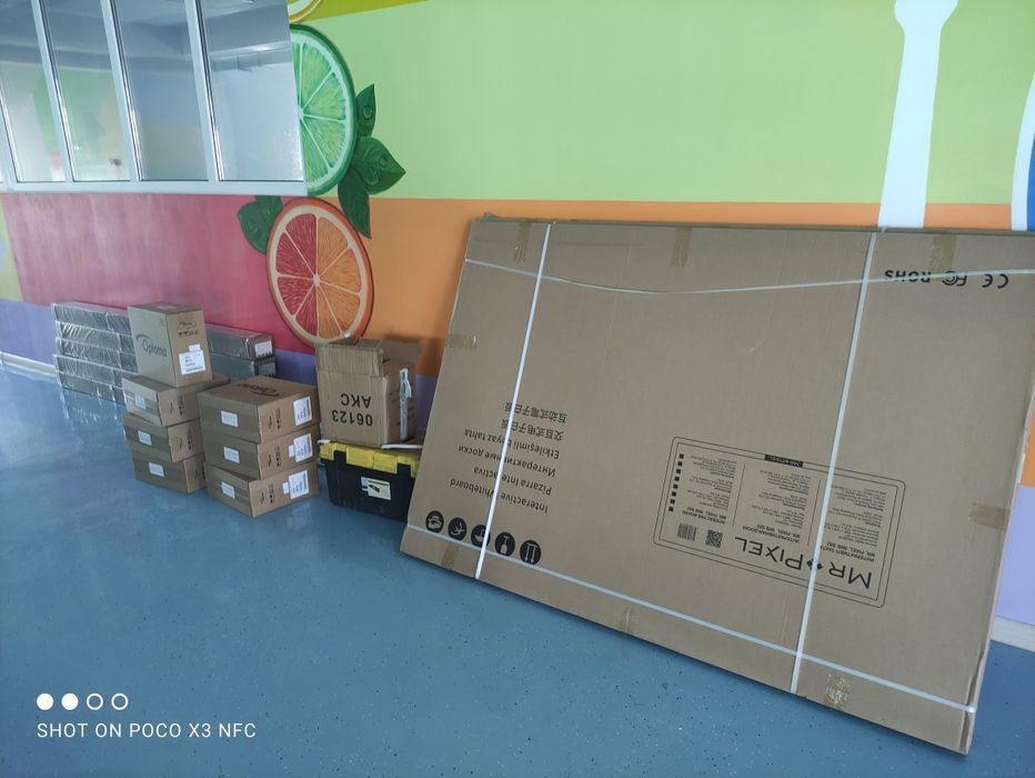 Интерактивные  доски 82"