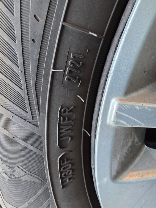 Jante + Cauciucuri Good Year iarna 205/55/16 Ford 5x108 Dot 27.2021