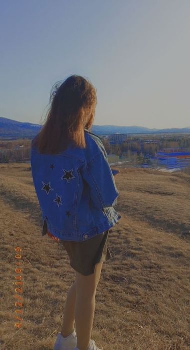 Джинсовая куртка