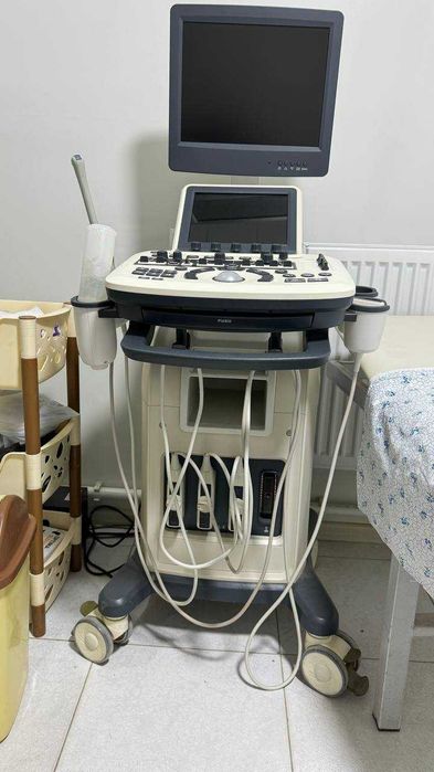 УЗИ аппарат. UZI apparat sotiladi. Zoncare-q3.