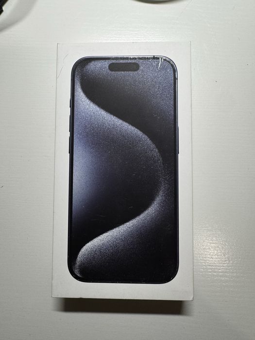 iPhone 15 Pro (Navy)