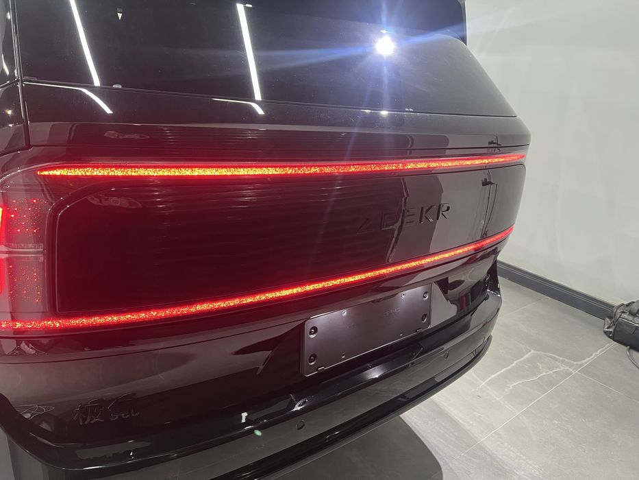 Zeekr 9X night paket ultra positsion