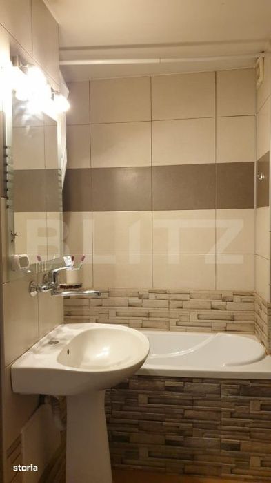 Apartament de inchiriat, cu 4 camere, 100 mp, zona Tudor