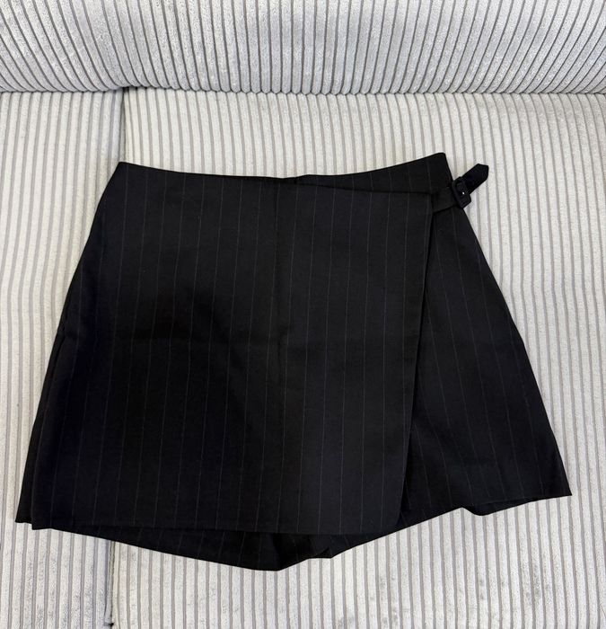 Пола  панталон H&M