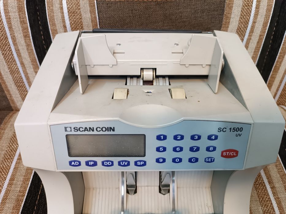 Счётная машинка на запчасти.