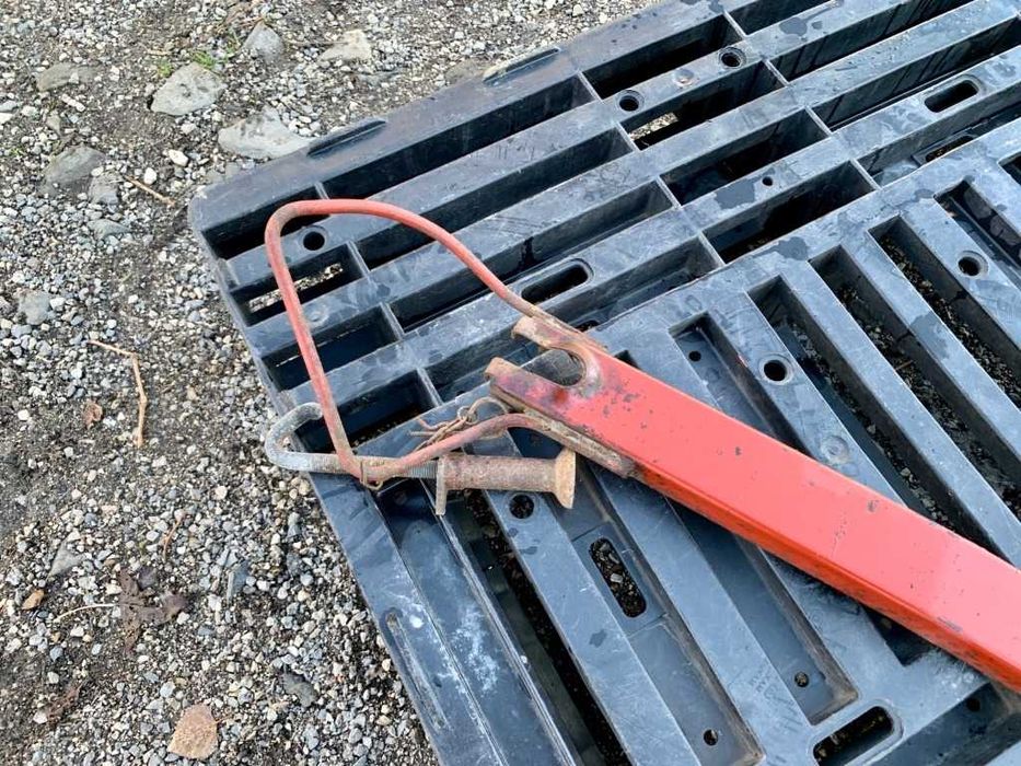 Стойка за резервна гума за Iveco Daily(1990-2025)