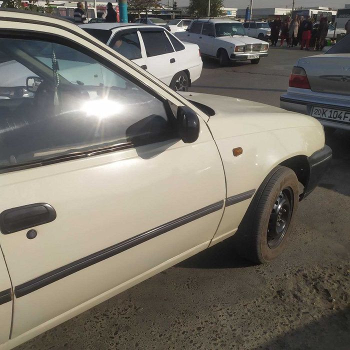 Nexia 1 2001 sonistiramblyor moshina oʻrtacha holatda