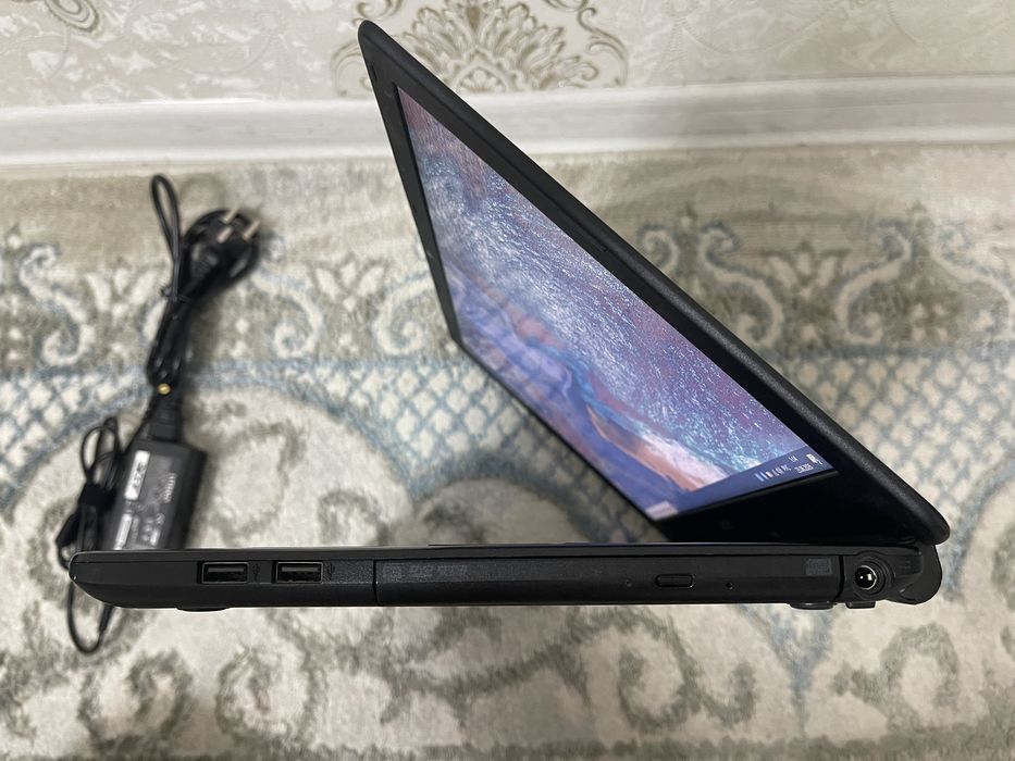 Продам ноутбук Acer Aspire E1-572G Core i5