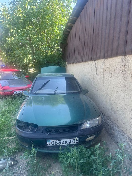 Opel vektra mazda