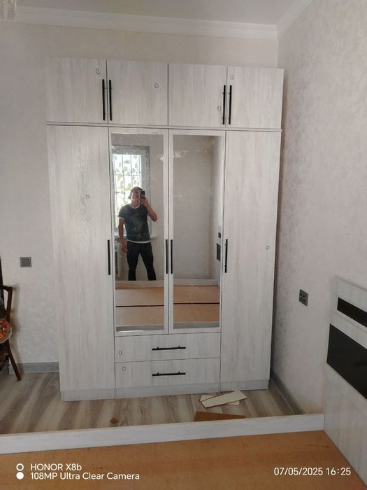 Shkaf sotiladi dastafka ustanovka bepul