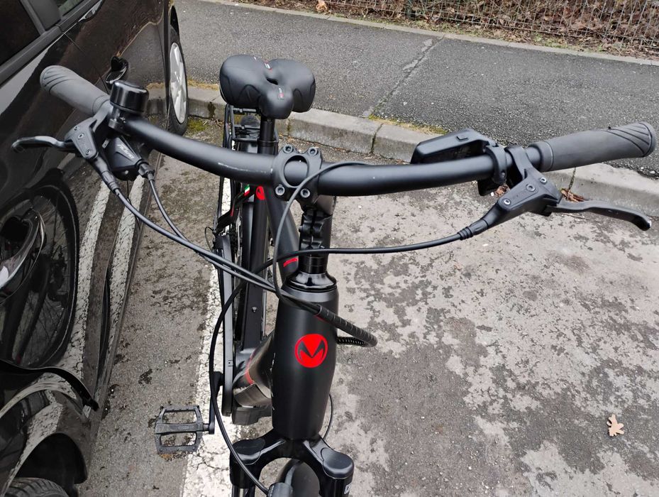 Bicicleta electrica Trekking Malaguti 2024* BOSCH Smart