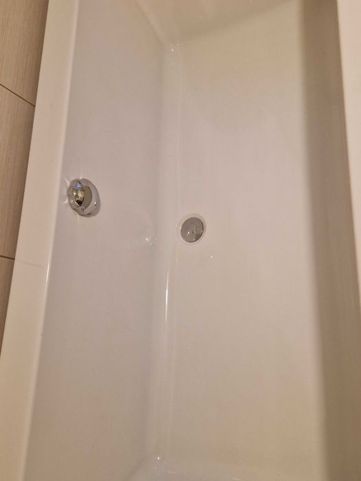 Cada baie Artemis 180/80 noua