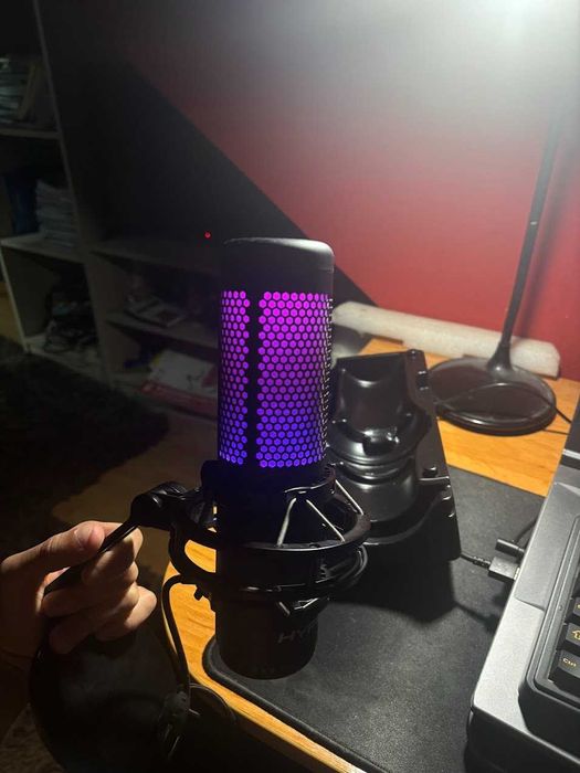 Microfon HyperX Quadcast S Gaming / Streaming