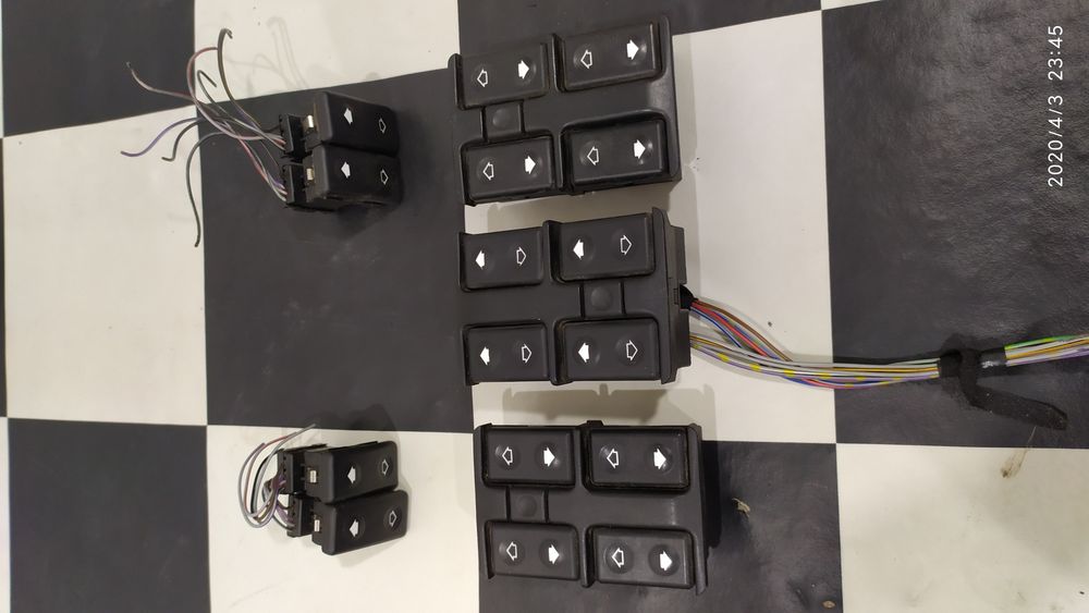 Кнопки под электро БМВ е34.