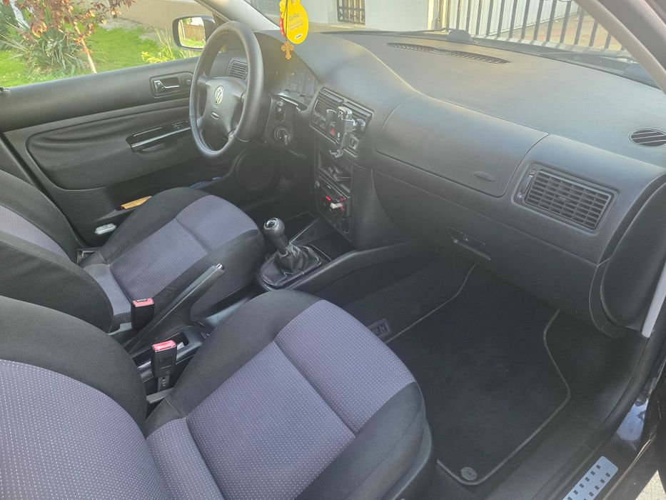 VOLKSWAGEN Golf 2003 — imagine 4