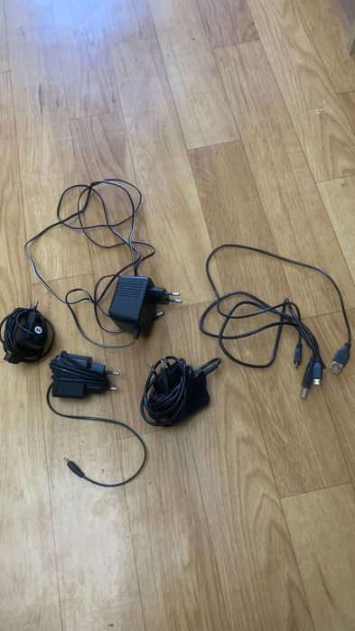 Зарядное устройства (оригинал)