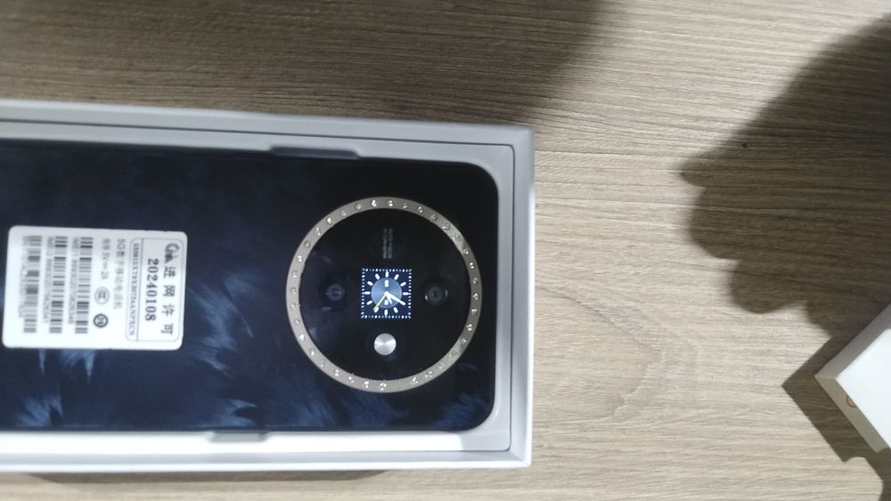 Продам абсолютно новый смартфон M7pro