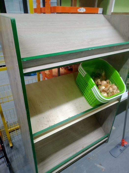 полки для магазина