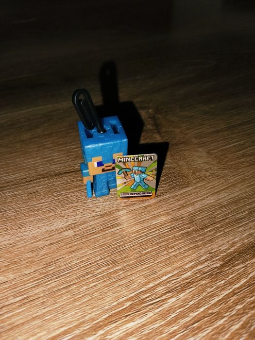 Стив в алмазной броне Kinder Joy Minecraft (Полный комплект / Full Set