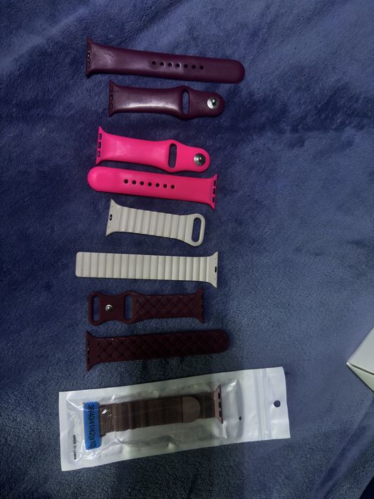 Apple Watch series 5 pink
