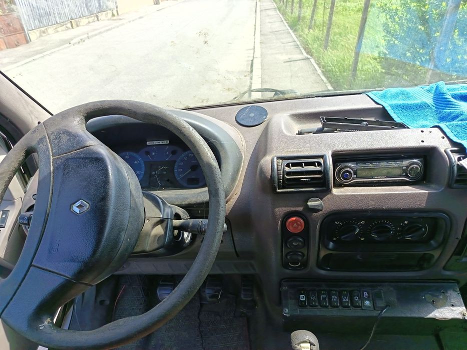 RENAULT Master 0 — imagine 4