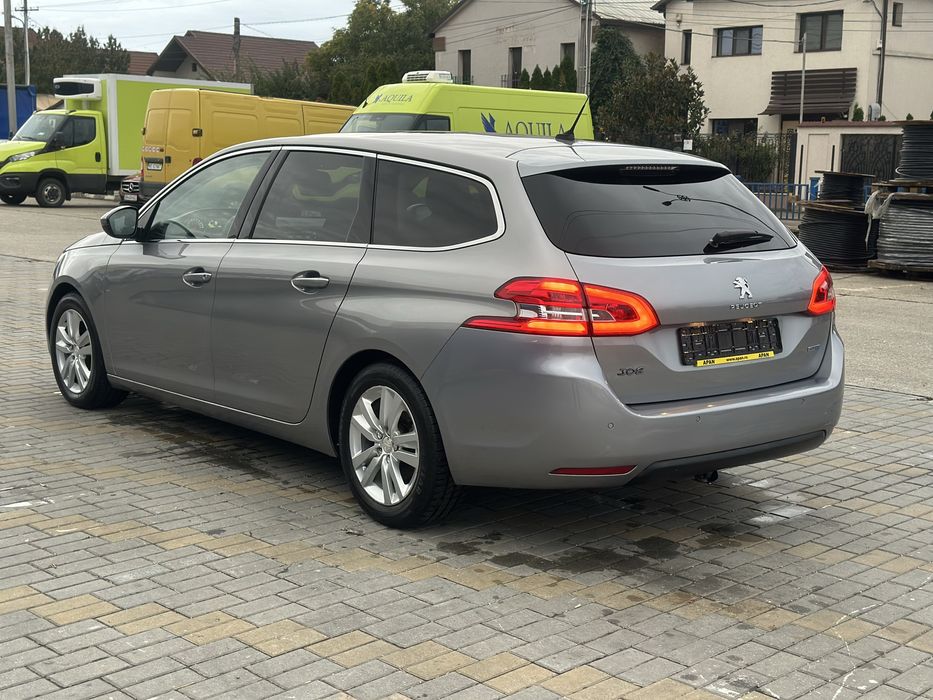 Vand Peugeot 308,1.6 hdi 120,euro 6,2015,209000 km,car play,led,import