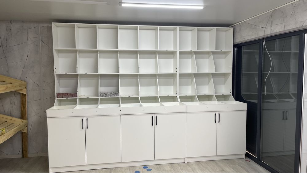 Сухофруктовый стеллаж