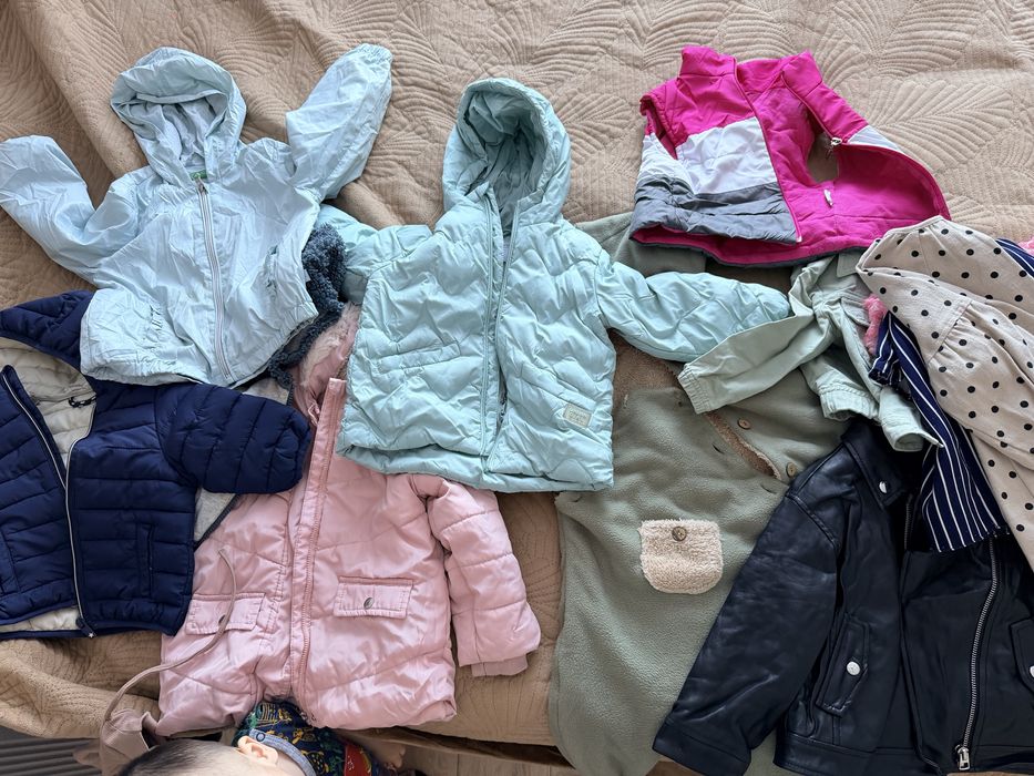 Отдам даром детские вещи